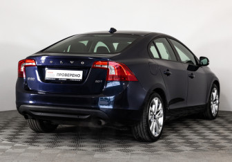 Подержанный автомобиль Volvo S60 2010 года (5 фото)