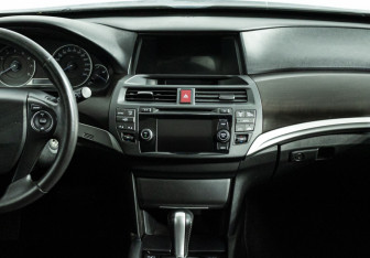 Подержанный автомобиль Honda Crosstour 2014 года (14 фото)