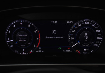 Подержанный автомобиль Volkswagen Tiguan 2018 года (22 фото)
