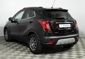 Подержанный автомобиль Opel Mokka 2015 года (7 фото)