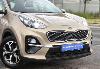 Подержанный автомобиль Kia Sportage 2018 года (9 фото)