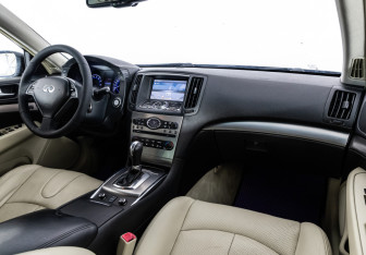Подержанный автомобиль Infiniti G Sedan 2012 года (9 фото)