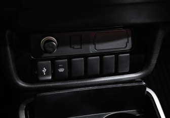 Подержанный автомобиль Mitsubishi Outlander 2020 года (17 фото)