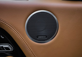 Подержанный автомобиль Land Rover Range Rover 2021 года (18 фото)