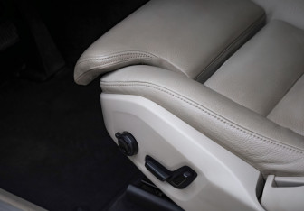 Подержанный автомобиль Volvo XC60 2021 года (21 фото)