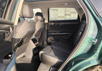 Подержанный автомобиль Voyah Free 2023 года (24 фото)