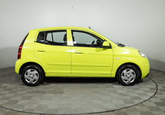 Подержанный автомобиль Kia Picanto 2009 года (4 фото)