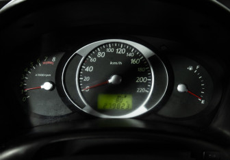 Подержанный автомобиль Hyundai Tucson 2008 года (12 фото)