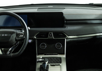 Подержанный автомобиль Exeed TXL 2023 года (14 фото)