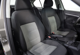 Подержанный автомобиль Skoda Octavia Liftback 2008 года (13 фото)