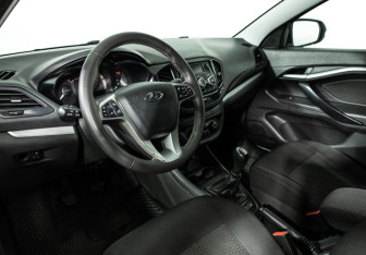 Подержанный автомобиль LADA (ВАЗ) Vesta Sedan 2020 года (11 фото)