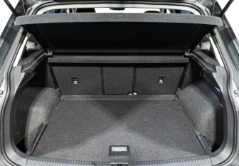 Подержанный автомобиль Volkswagen Tiguan 2022 года (20 фото)