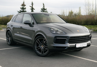 Подержанный автомобиль Porsche Cayenne 2020 года (7 фото)