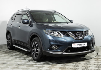 Подержанный автомобиль Nissan X-Trail 2015 года (3 фото)