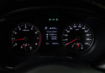 Подержанный автомобиль Kia Rio Hatchback 2019 года (12 фото)