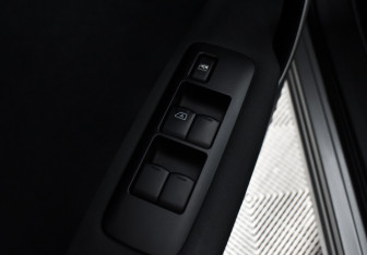 Подержанный автомобиль Nissan Qashqai 2010 года (10 фото)
