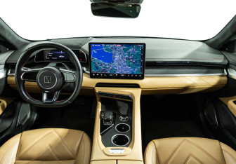 Подержанный автомобиль Zeekr 001 2023 года (13 фото)