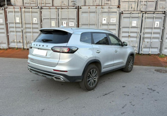 Подержанный автомобиль Chery Tiggo 8 Pro e+ 2023 года (4 фото)