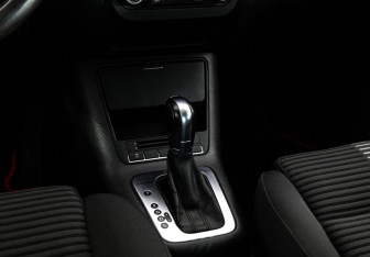 Подержанный автомобиль Volkswagen Tiguan 2011 года (11 фото)