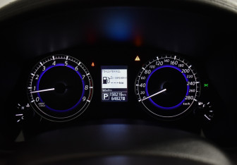 Подержанный автомобиль Infiniti QX50 2016 года (23 фото)