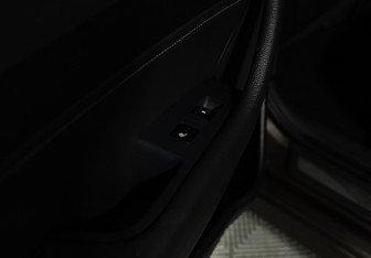 Подержанный автомобиль Hyundai Sonata 2017 года (25 фото)