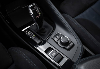 Подержанный автомобиль BMW X2 2019 года (17 фото)