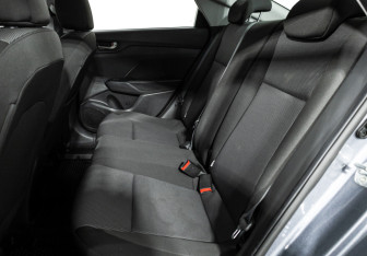 Подержанный автомобиль Hyundai Solaris Sedan 2019 года (10 фото)