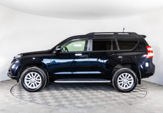 Подержанный автомобиль Toyota Land Cruiser Prado 2015 года (8 фото)