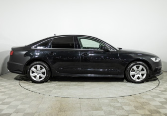Подержанный автомобиль Audi A6 Sedan 2017 года (4 фото)