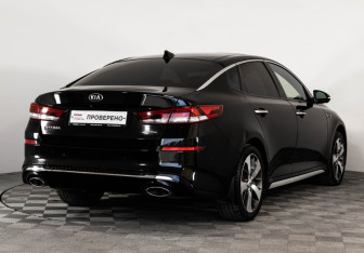 Подержанный автомобиль Kia Optima Sedan 2019 года (6 фото)