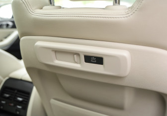 Подержанный автомобиль BMW X5 2021 года (32 фото)