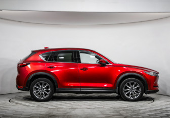 Подержанный автомобиль Mazda CX-5 2021 года (4 фото)