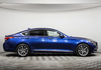 Подержанный автомобиль Genesis G80 2017 года (4 фото)