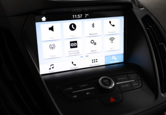 Подержанный автомобиль Ford Kuga 2017 года (14 фото)