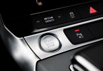 Подержанный автомобиль Audi A6 Sedan 2019 года (21 фото)