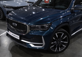 Подержанный автомобиль Geely Monjaro 2023 года (2 фото)