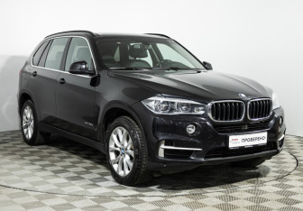 Подержанный автомобиль BMW X5 2015 года (3 фото)