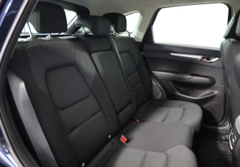 Подержанный автомобиль Mazda CX-5 2017 года (17 фото)