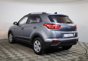 Подержанный автомобиль Hyundai Creta 2021 года (7 фото)