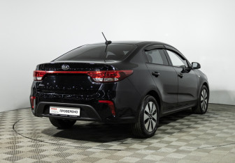 Подержанный автомобиль Kia Rio Sedan 2019 года (5 фото)