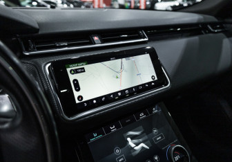 Подержанный автомобиль Land Rover Range Rover Velar 2019 года (19 фото)