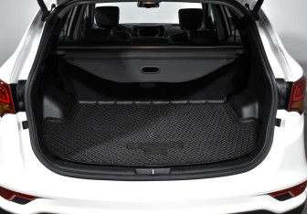 Подержанный автомобиль Hyundai Santa Fe 2015 года (22 фото)