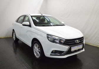 Подержанный автомобиль LADA (ВАЗ) Vesta Sedan 2015 года (3 фото)