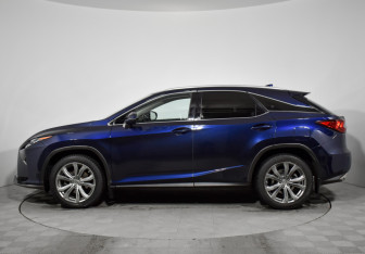 Подержанный автомобиль Lexus RX 2017 года (8 фото)
