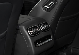 Подержанный автомобиль Jaecoo J8 2024 года (13 фото)