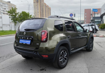 Подержанный автомобиль Renault Duster 2018 года (4 фото)