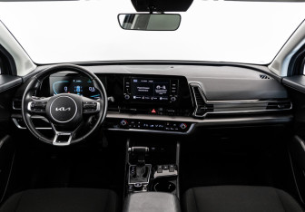 Подержанный автомобиль Kia Sportage 2022 года (11 фото)