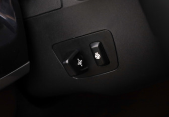 Подержанный автомобиль BMW X5 2013 года (28 фото)