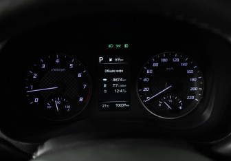 Подержанный автомобиль Hyundai Solaris Sedan 2021 года (12 фото)