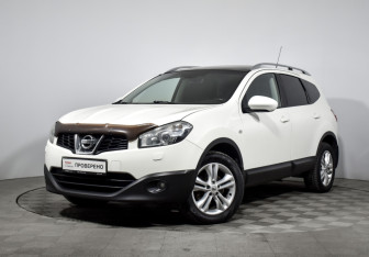 Подержанный автомобиль Nissan Qashqai+2 2013 года (1 фото)